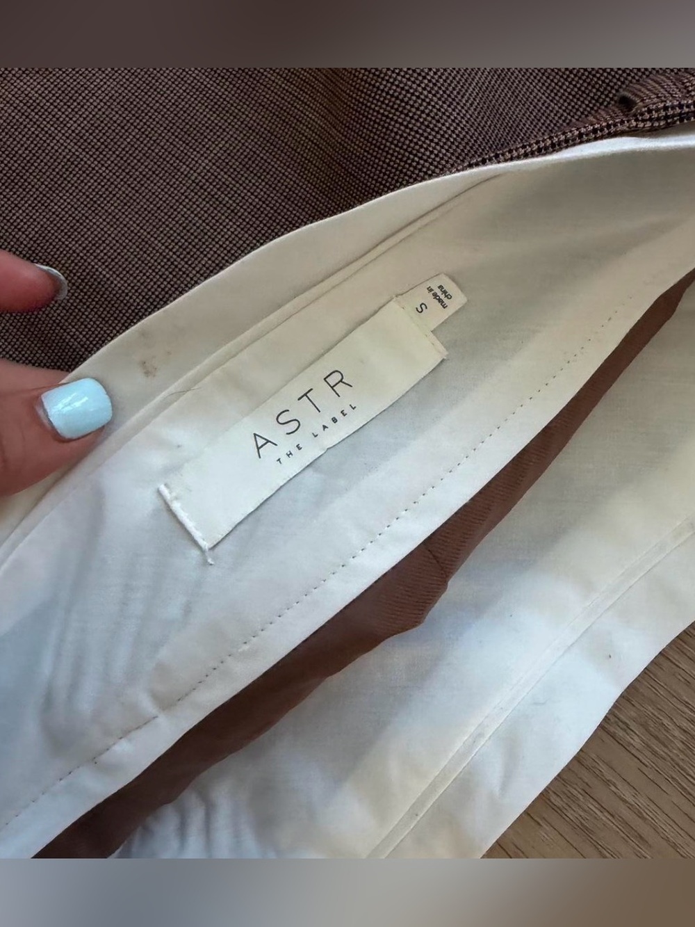 ASTR The Label Eirwen Pleated Mini Skirt Size small - Picture 7 of 7